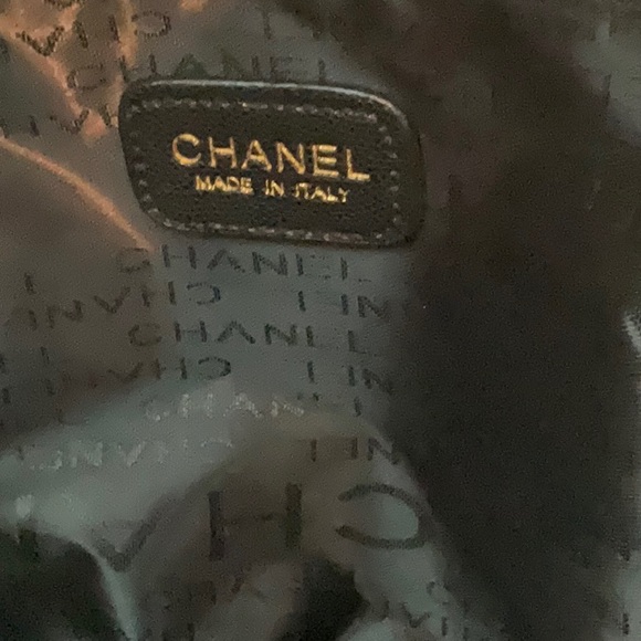 Makeup Line CHANEL Makep Line Black Backpack with Gold Accents - Picture 6 of 10